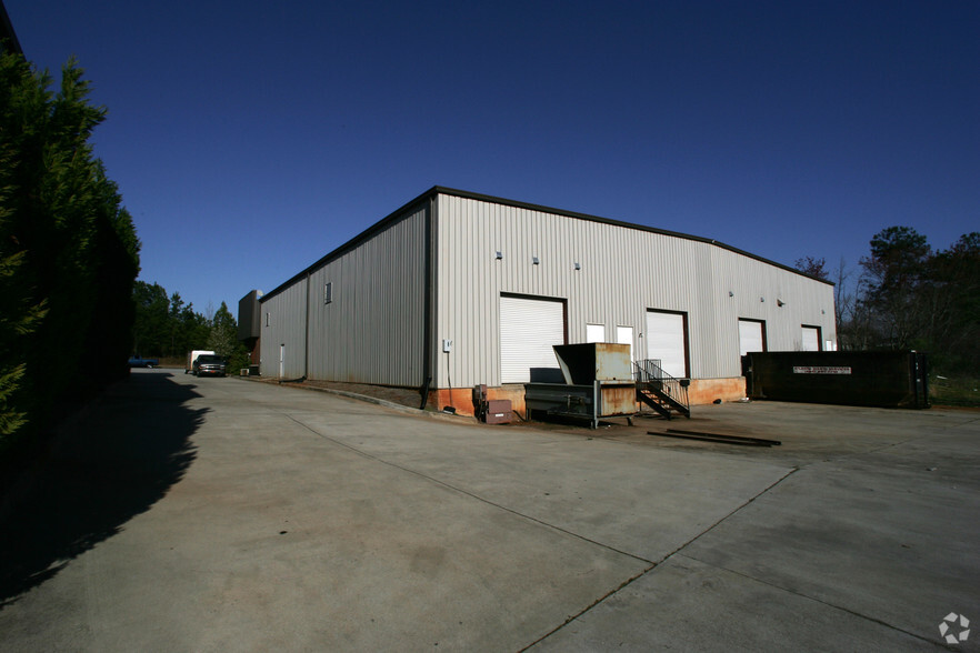 205-211 Mcdonough Pky, Mcdonough, GA for lease - Building Photo - Image 3 of 11