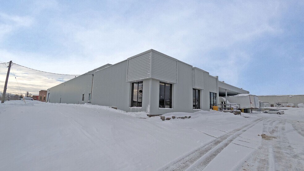 1011 Hubrey Rd, London, ON for lease - Building Photo - Image 2 of 2