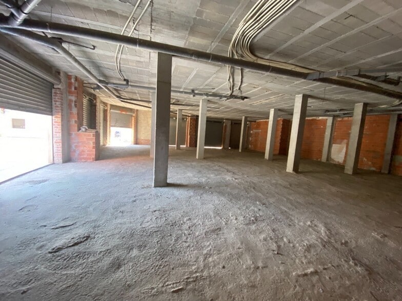 Retail in València, Valencia for lease - Building Photo - Image 3 of 9
