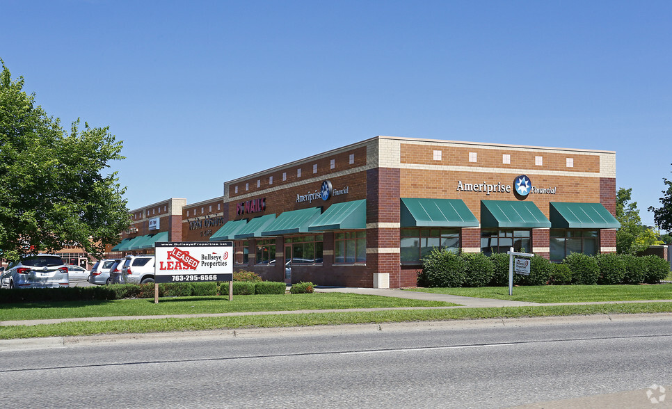 501-527 Highway 25, Monticello, MN for sale - Building Photo - Image 1 of 1