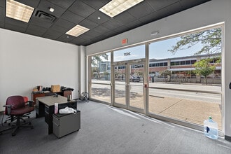 2600 E Carson St, Pittsburgh, PA for lease Interior Photo- Image 1 of 4