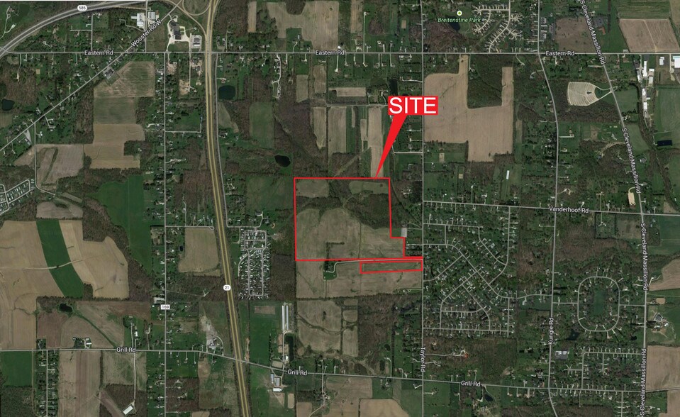 Taylor Rd, Barberton, OH 44203