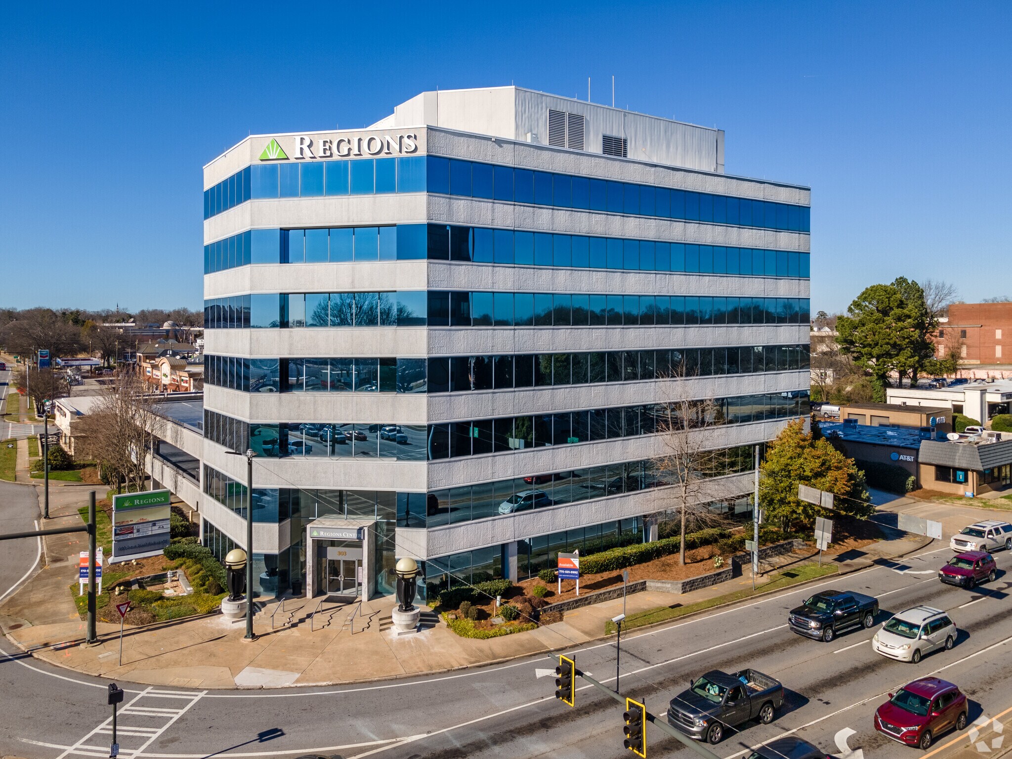 303 Jesse Jewell Pky, Gainesville, GA for sale Building Photo- Image 1 of 1