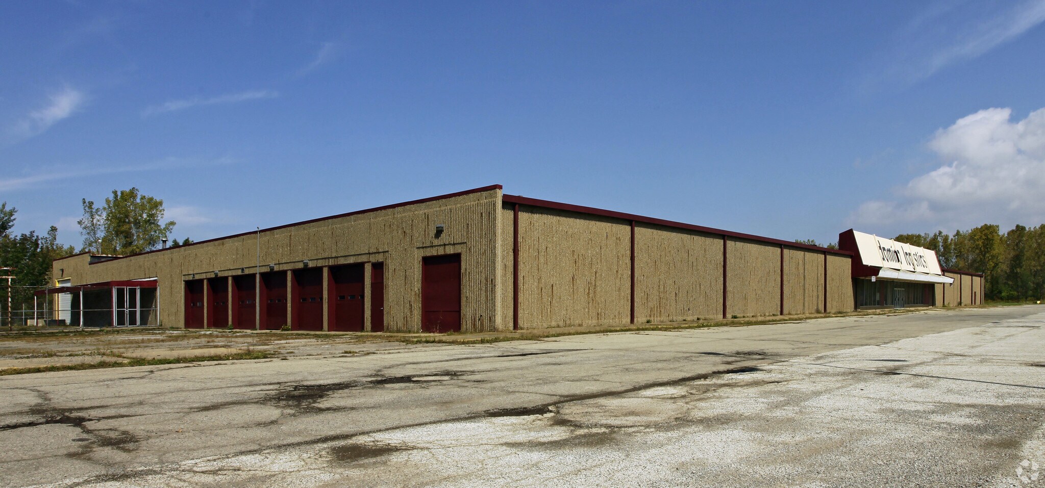 4941 N Ridge Rd, Ashtabula, OH for sale Building Photo- Image 1 of 1