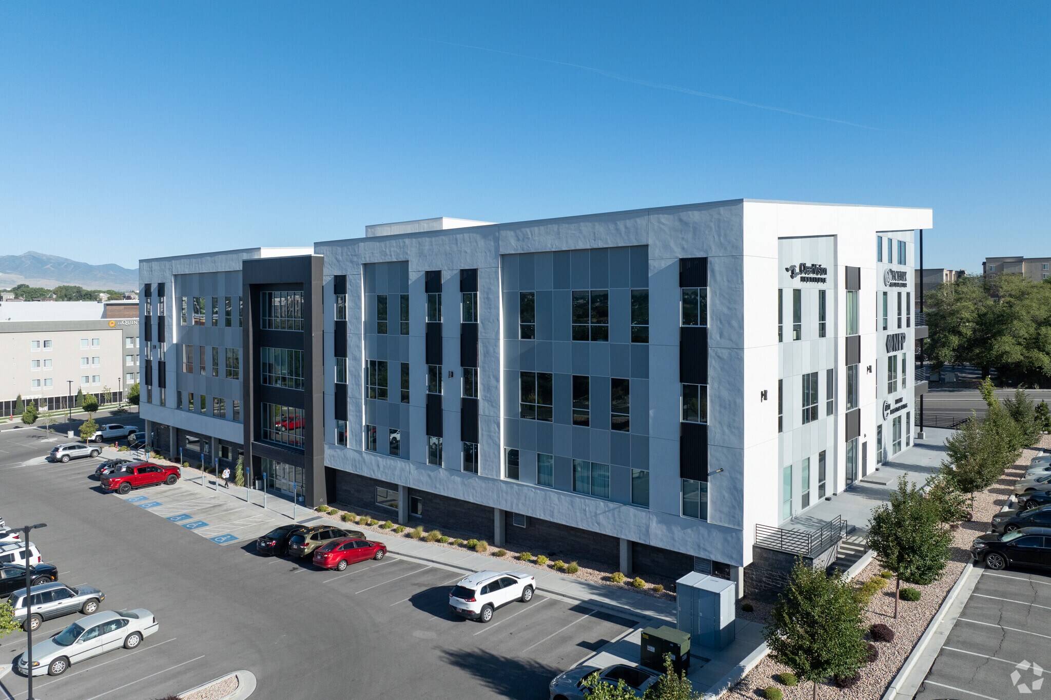 489 S Jordan Pky, South Jordan, UT for sale Primary Photo- Image 1 of 1