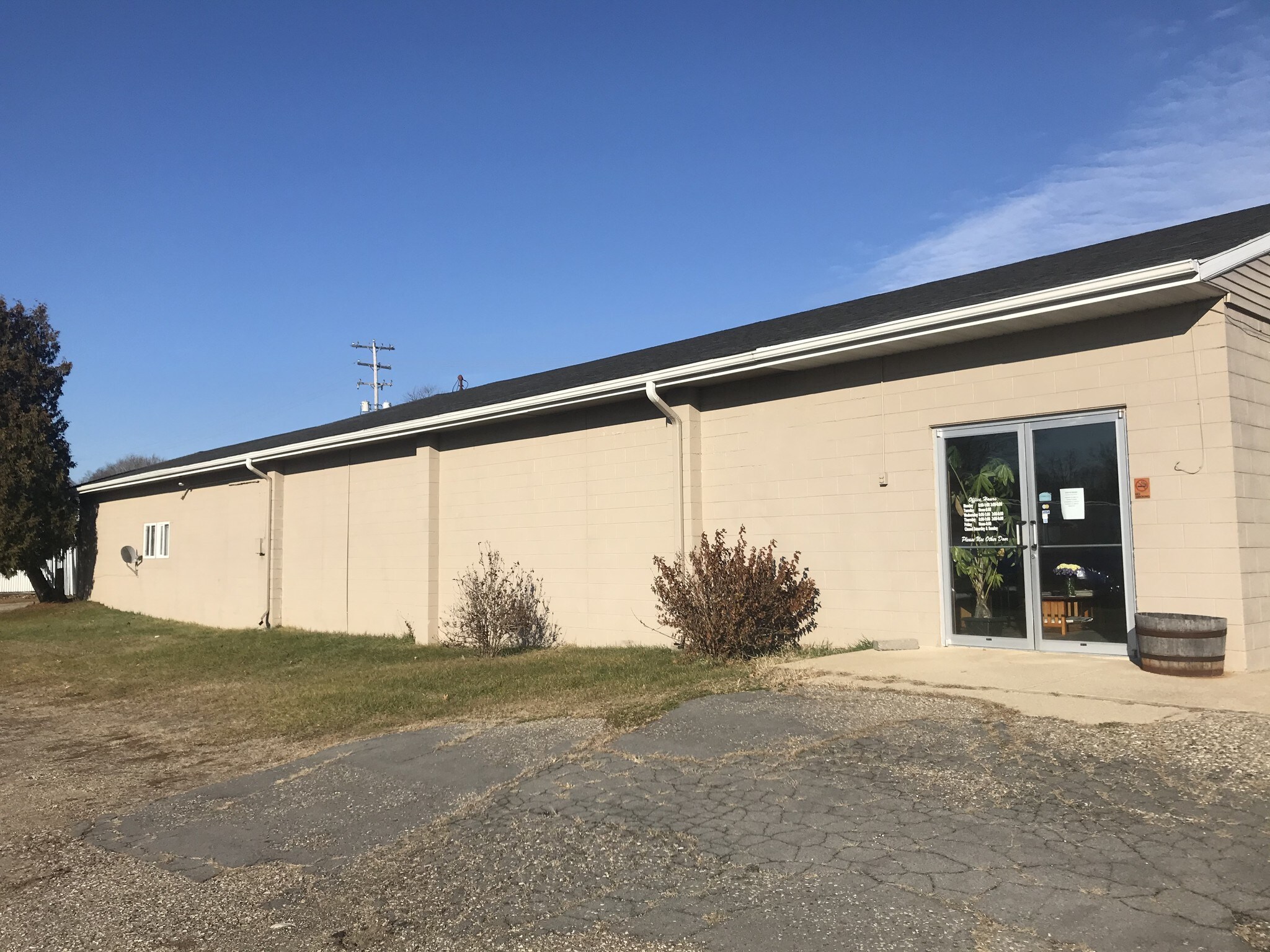 521 N Burr Oak Dr, Colon, MI for sale Primary Photo- Image 1 of 1