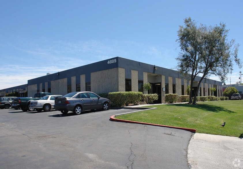 4883 Ronson Ct, San Diego, CA for lease - Building Photo - Image 3 of 9