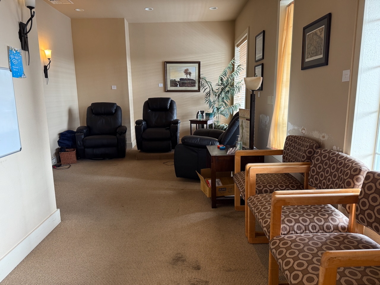 1720 S 72nd St, Tacoma, WA for sale Interior Photo- Image 1 of 8