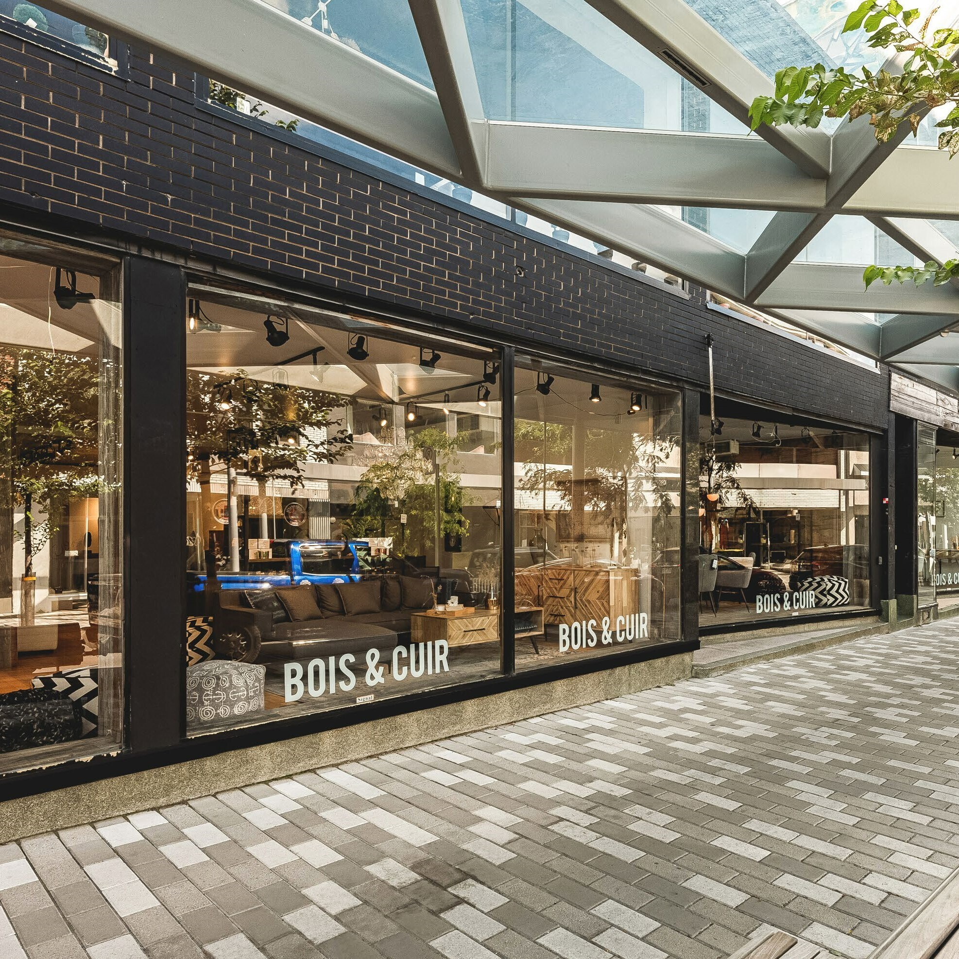 6302-6320 Rue Saint-Hubert, Montréal, QC for sale Building Photo- Image 1 of 1