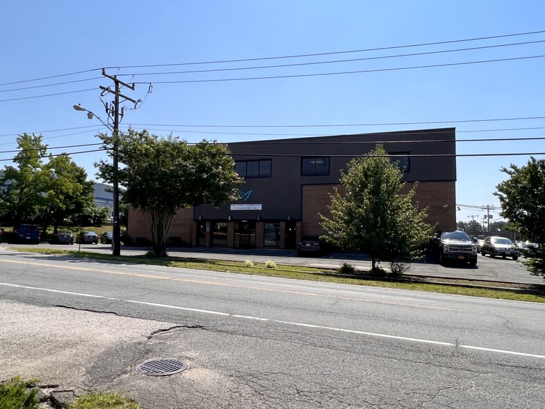 8401-8409 Terminal Rd, Lorton, VA for lease - Building Photo - Image 2 of 8