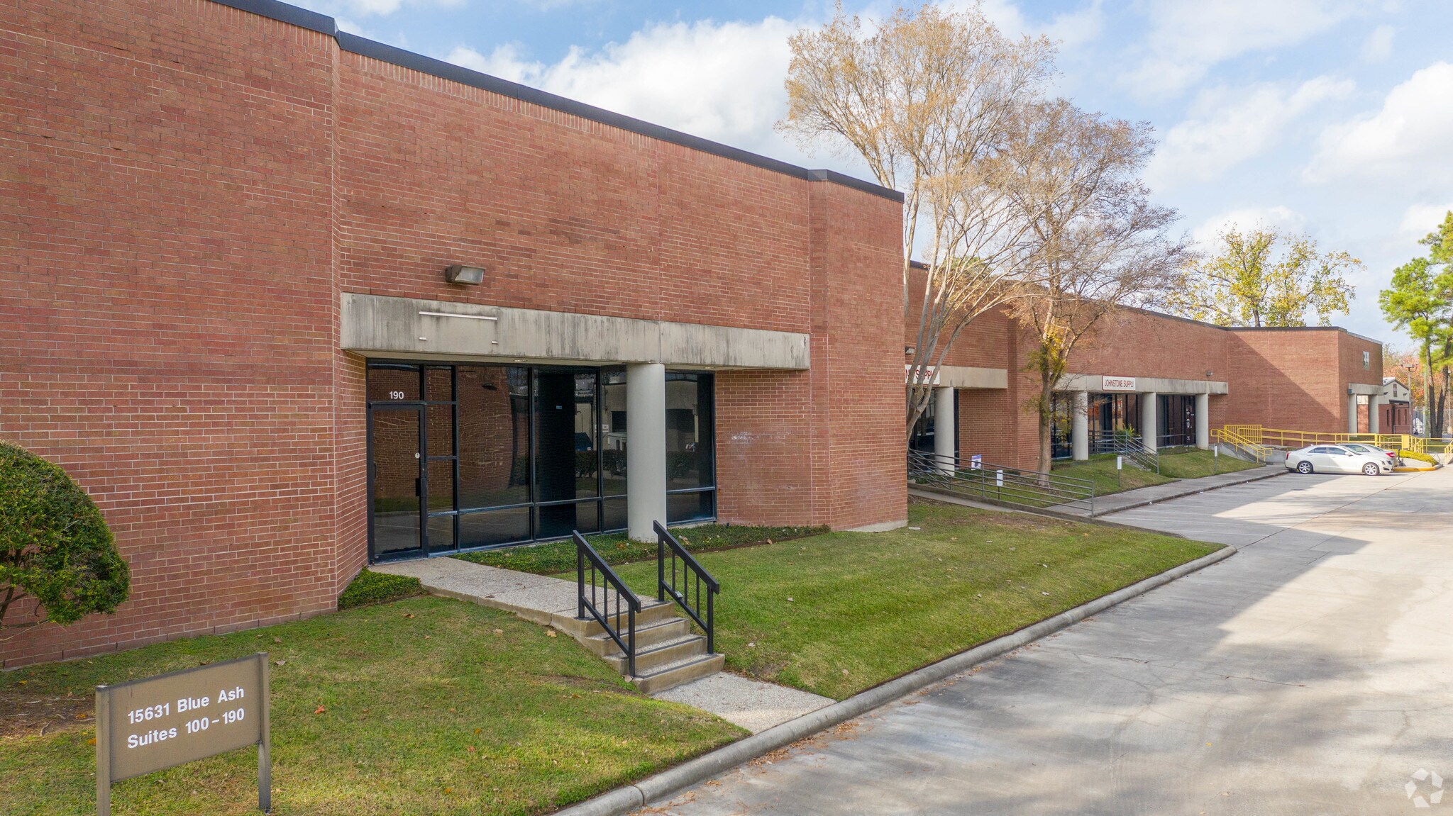 15621 Blue Ash Dr, Houston, TX for lease Primary Photo- Image 1 of 7