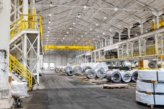 28000 W Jefferson Ave, Gibraltar, MI for sale Interior Photo- Image 2 of 5