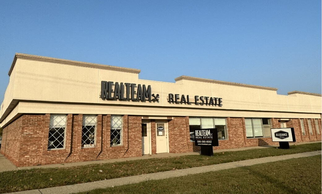 28651-28657 Hoover Rd, Warren, MI for sale Building Photo- Image 1 of 1