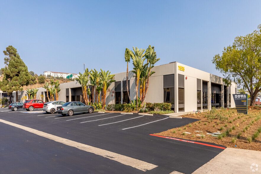 11555 Sorrento Valley Rd, San Diego, CA for lease - Building Photo - Image 1 of 71