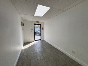 4990 SW 52nd St, Fort Lauderdale, FL for lease Interior Photo- Image 2 of 7