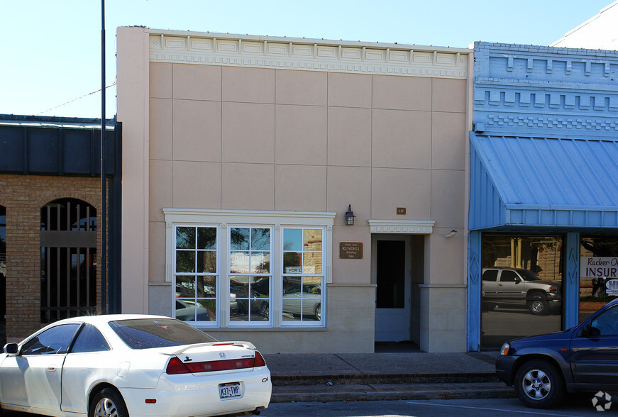 117 Main St, Lockhart, TX for lease - Building Photo - Image 3 of 3