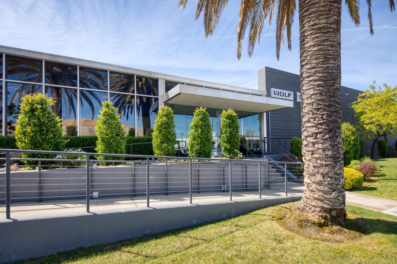 1755 Rollins Rd, Burlingame, CA for lease Primary Photo- Image 1 of 23