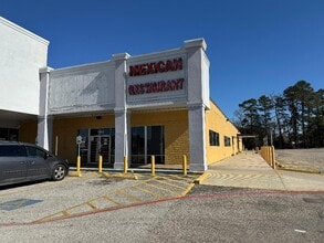 1906-1908 N Frazier St, Conroe, TX for lease Interior Photo- Image 1 of 20