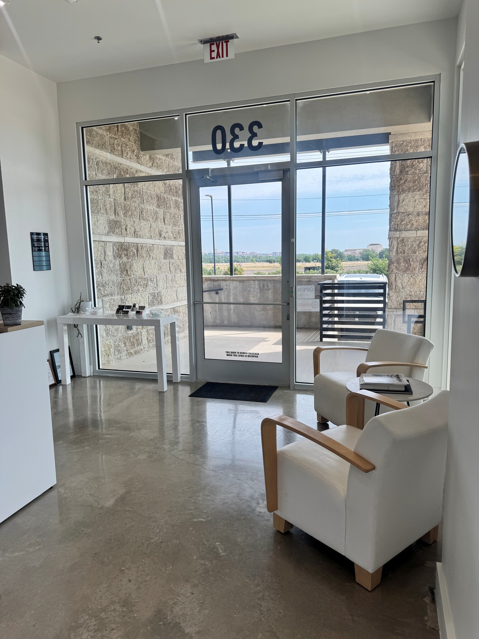 330 Wonder World Dr, San Marcos, TX for sale Interior Photo- Image 1 of 4