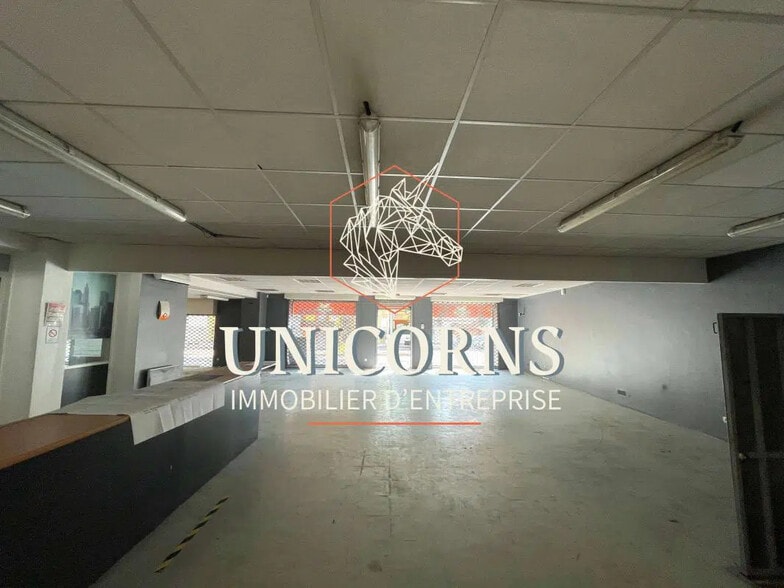 Industrial in Toulouse for lease - Interior Photo - Image 1 of 4