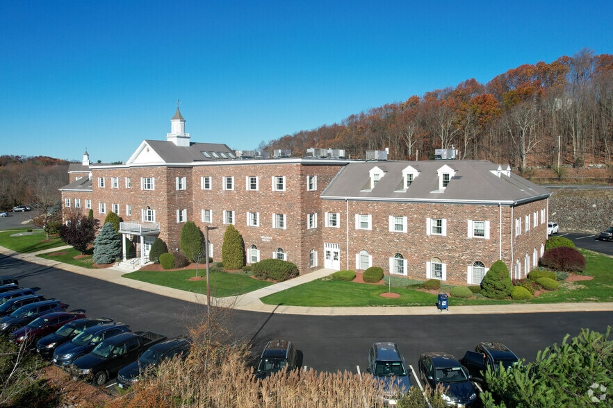 800 Turnpike St, North Andover, MA for lease - Building Photo - Image 1 of 4