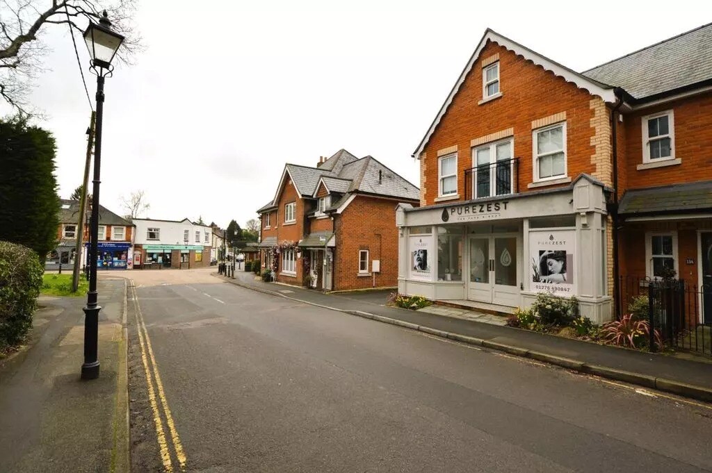 7-13 Updown Hl, Windlesham for lease Primary Photo- Image 1 of 21