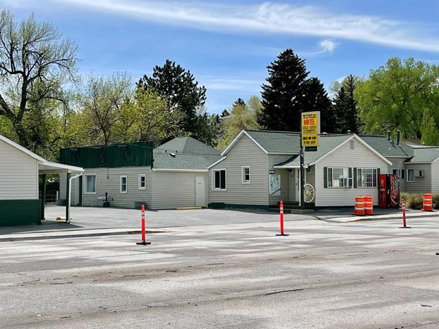 1701 Alger Ave, Cody, WY for sale - Building Photo - Image 2 of 14