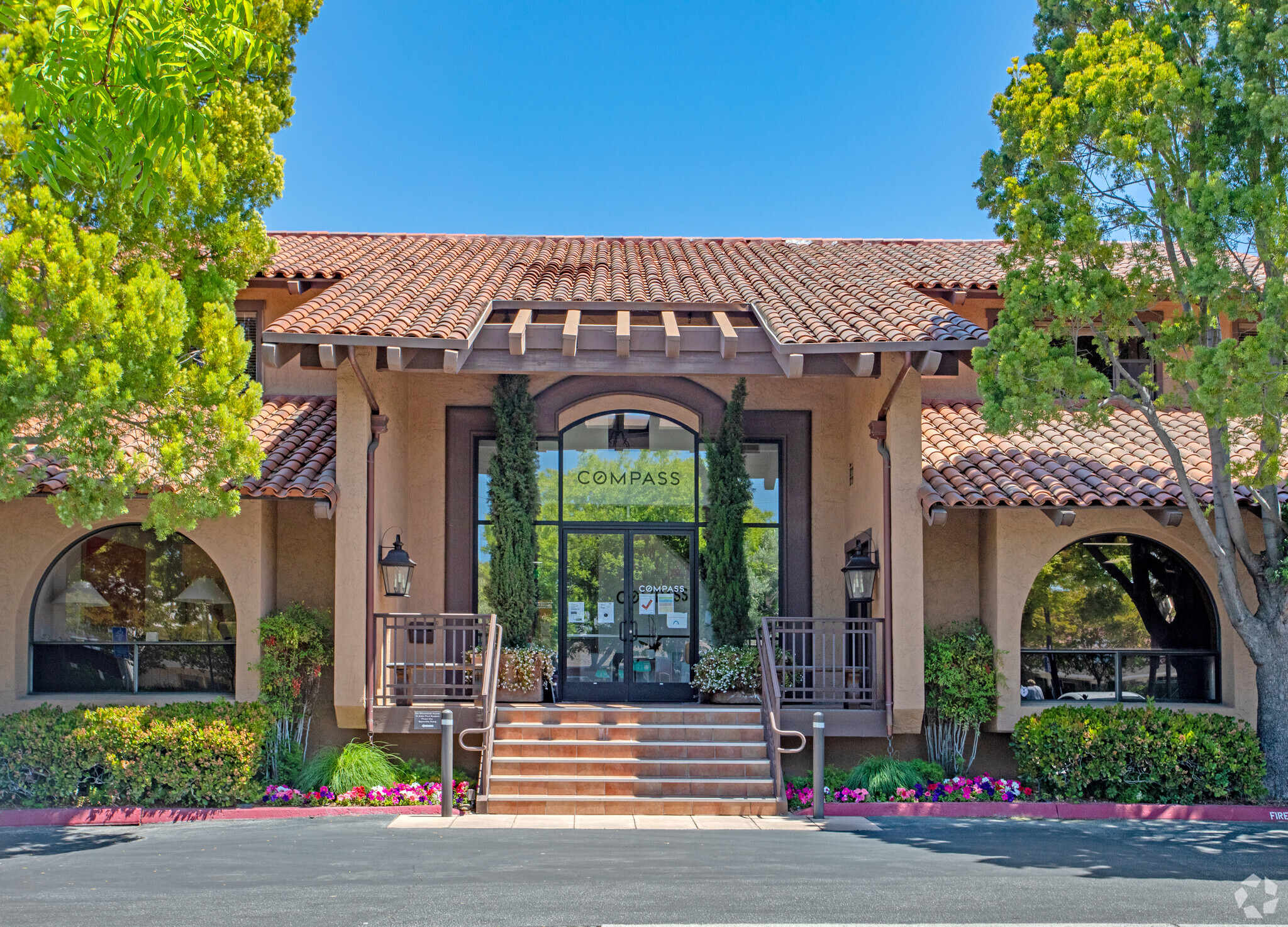 167 S San Antonio Rd, Los Altos, CA for lease Building Photo- Image 1 of 6