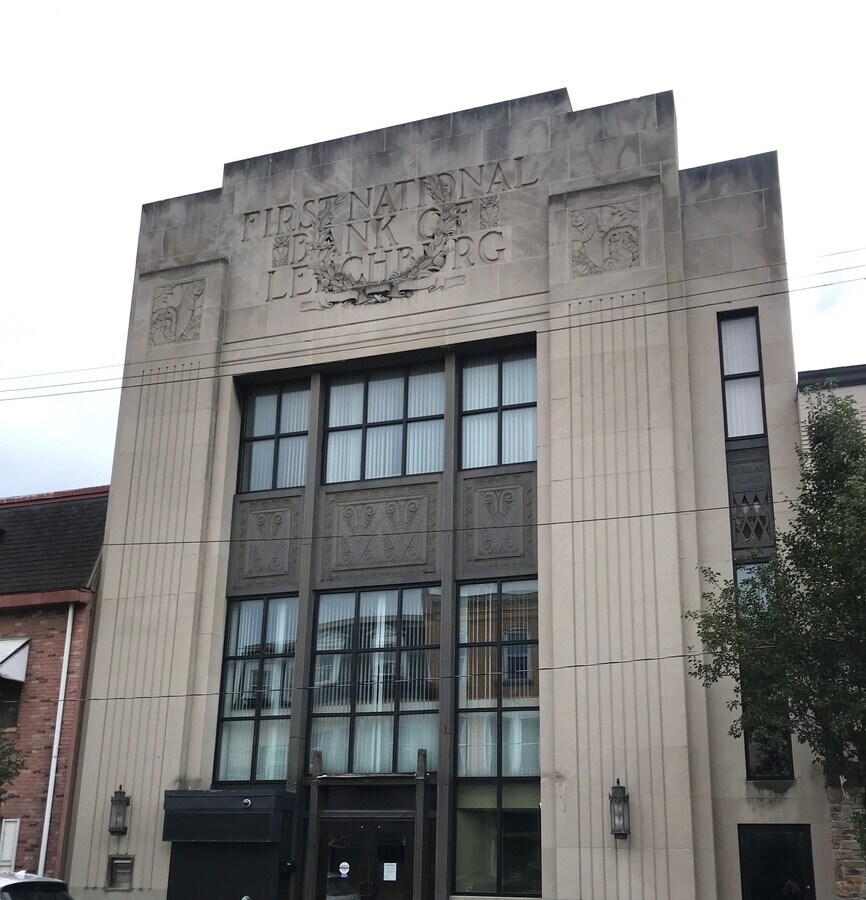 152 Market St, Leechburg, PA 15656 Office for Lease