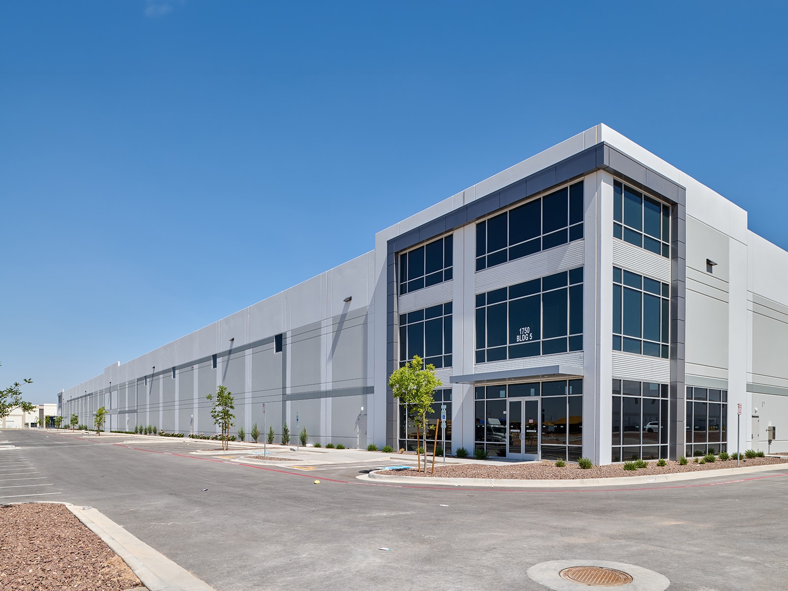 Joe Battle, El Paso, TX for lease Interior Photo- Image 1 of 1