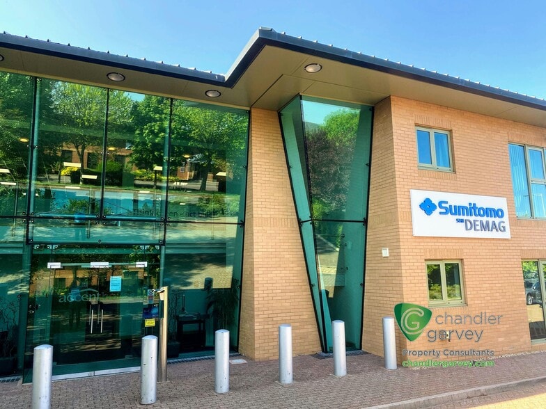 Quilters Way, Stoke Mandeville for lease - Building Photo - Image 2 of 21