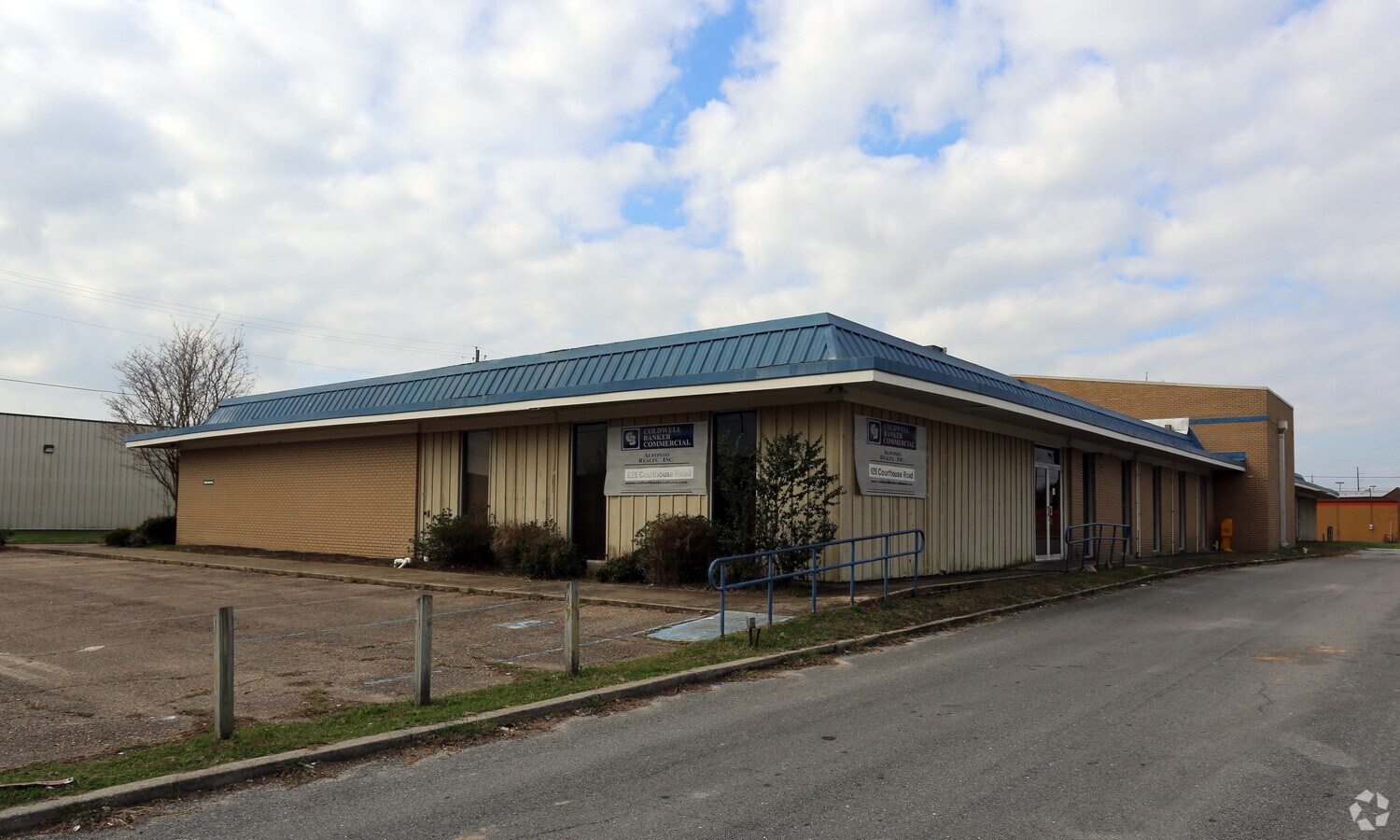 625 Courthouse Rd, Gulfport, MS 39507