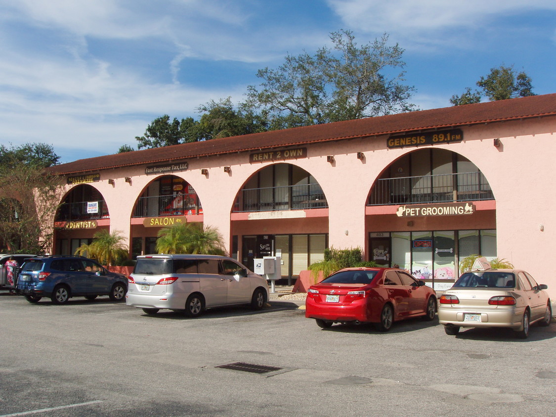 401-445 W Vine St, Kissimmee, FL for sale Primary Photo- Image 1 of 4