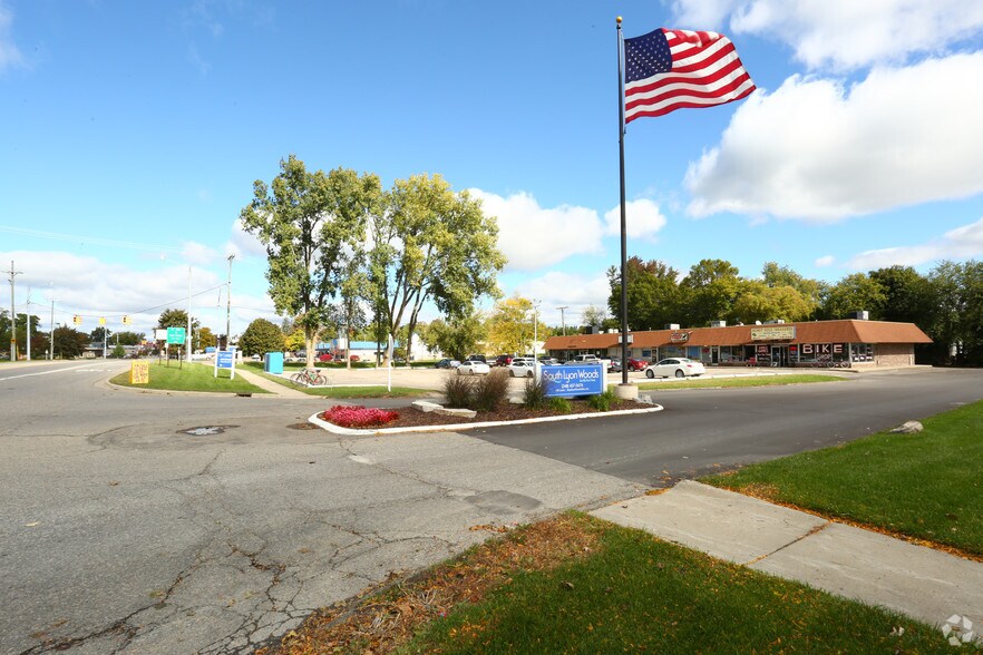 503-509 S Lafayette St, South Lyon, MI for sale - Primary Photo - Image 1 of 1