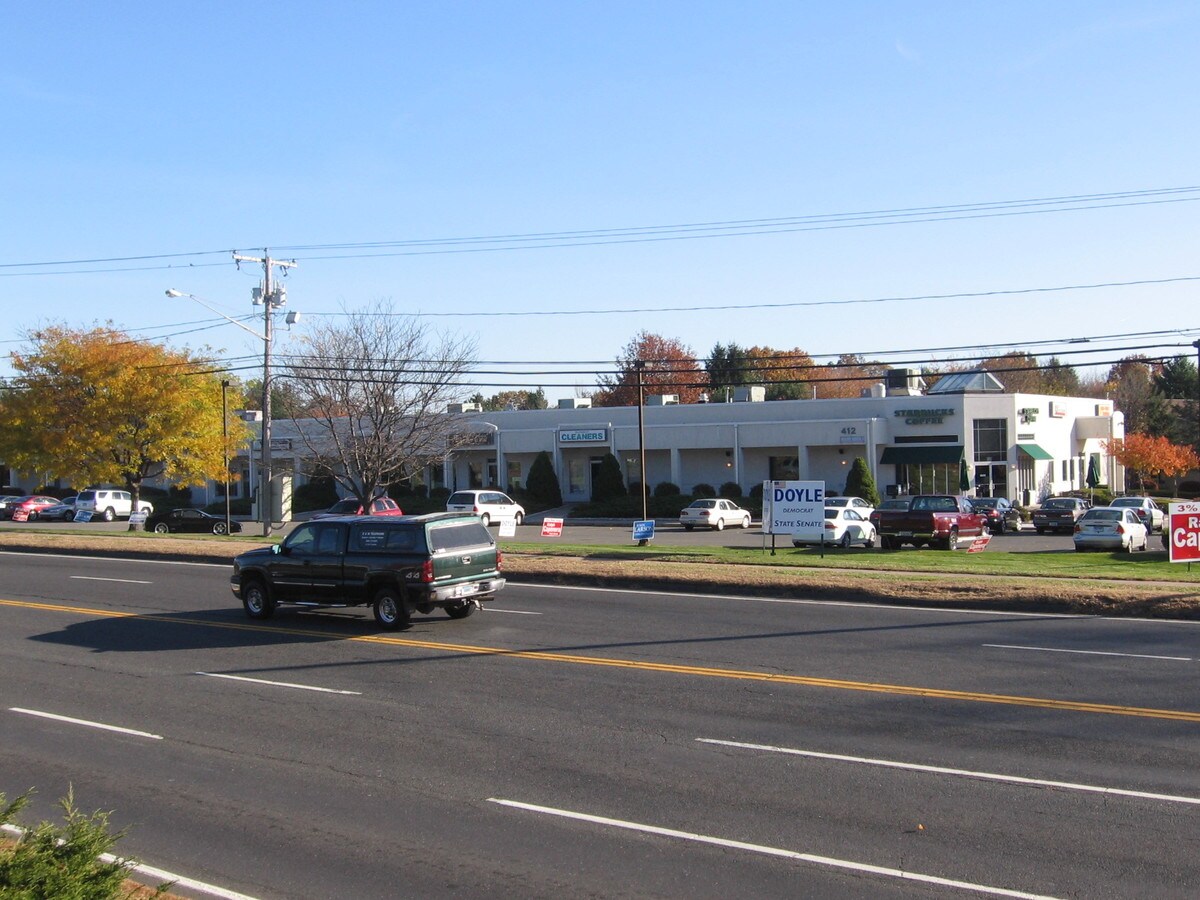 412 Cromwell Ave, Rocky Hill, CT 06067