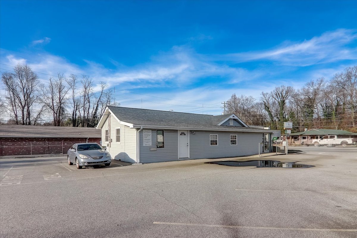 100 New Leicester Hwy, Asheville, NC for sale Building Photo- Image 1 of 1