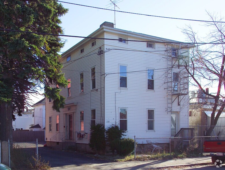320 3rd St, Fall River, MA for sale - Primary Photo - Image 1 of 1