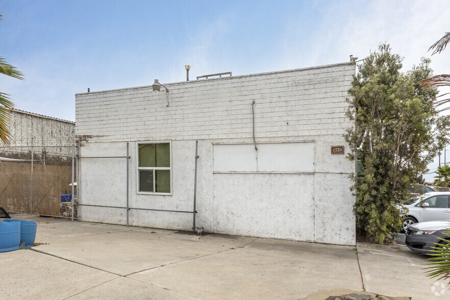 895 Palomar St, Chula Vista, CA for sale - Building Photo - Image 2 of 4