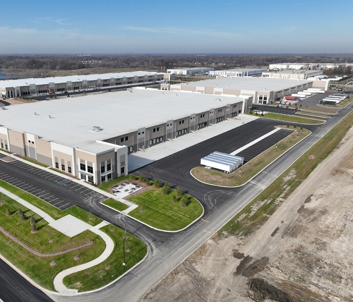 1 Vining Rd, Romulus, MI for lease - Building Photo - Image 1 of 3