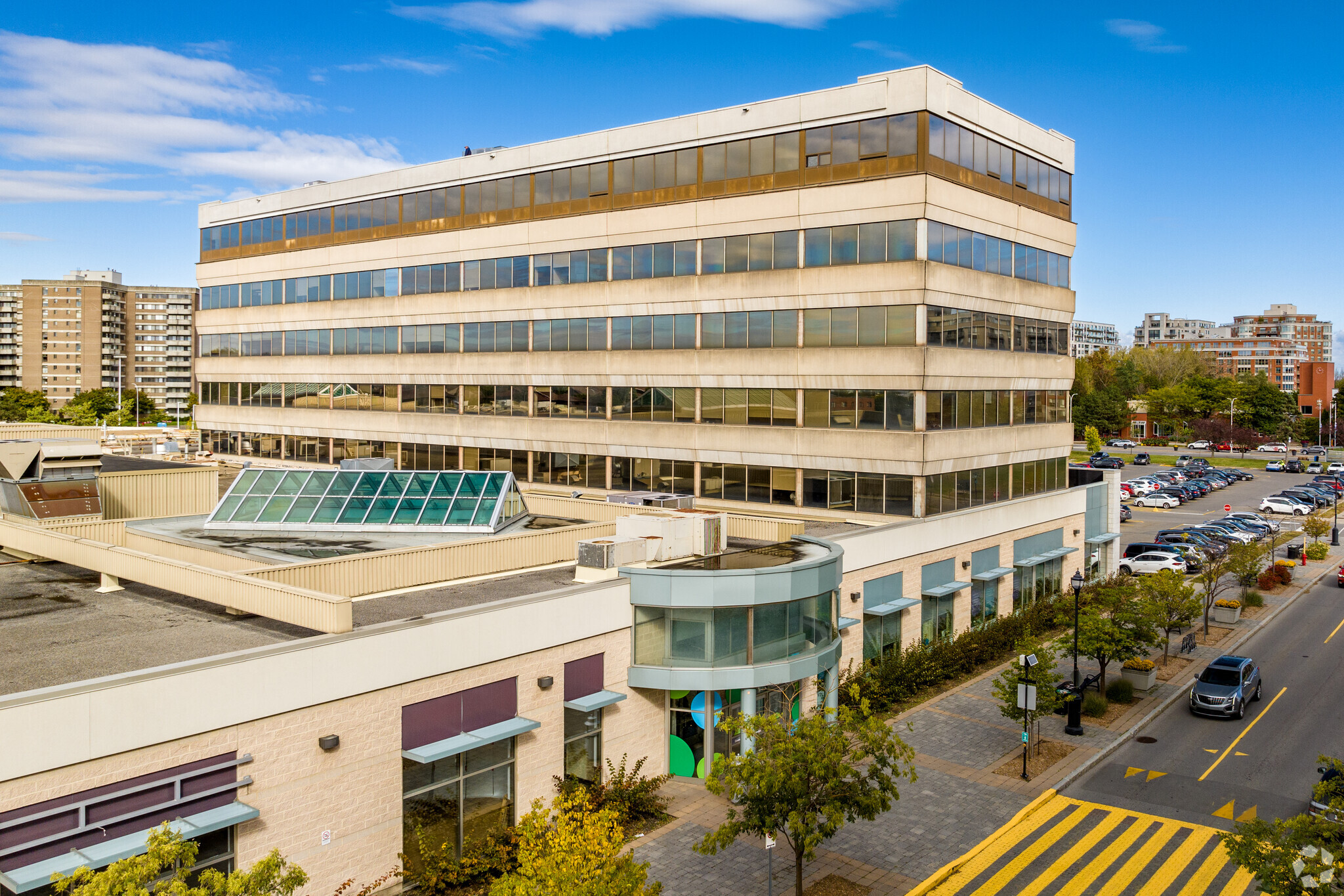 5800 Boul Cavendish, Cote-St-Luc, QC for lease Building Photo- Image 1 of 14