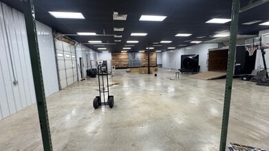 3178 US-127 Hwy, Liberty, KY for sale Interior Photo- Image 2 of 5