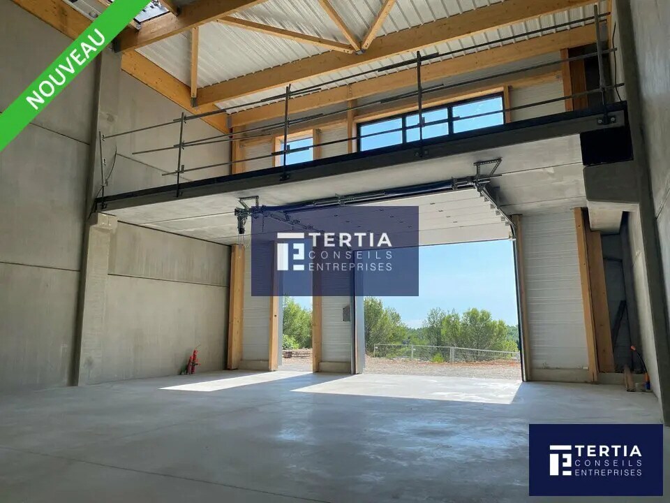 Flex in Vailhauquès for lease Building Photo- Image 1 of 9