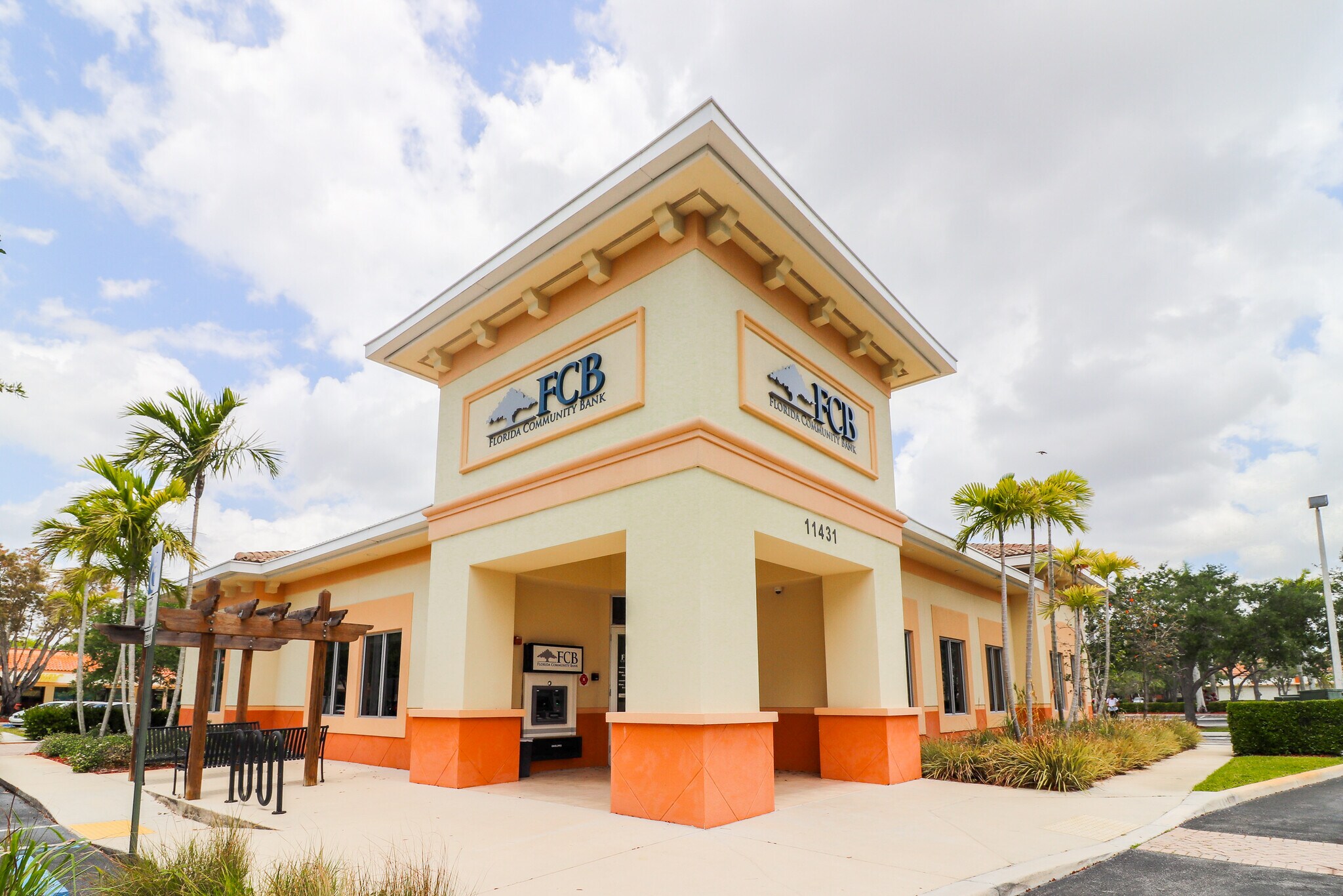 1138311445 Palmetto Park Rd, Boca Raton, FL 33428 Shoppes of Loggers