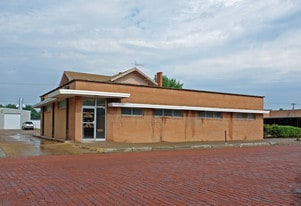 621 Baltimore St, Plainview TX - Convenience Store
