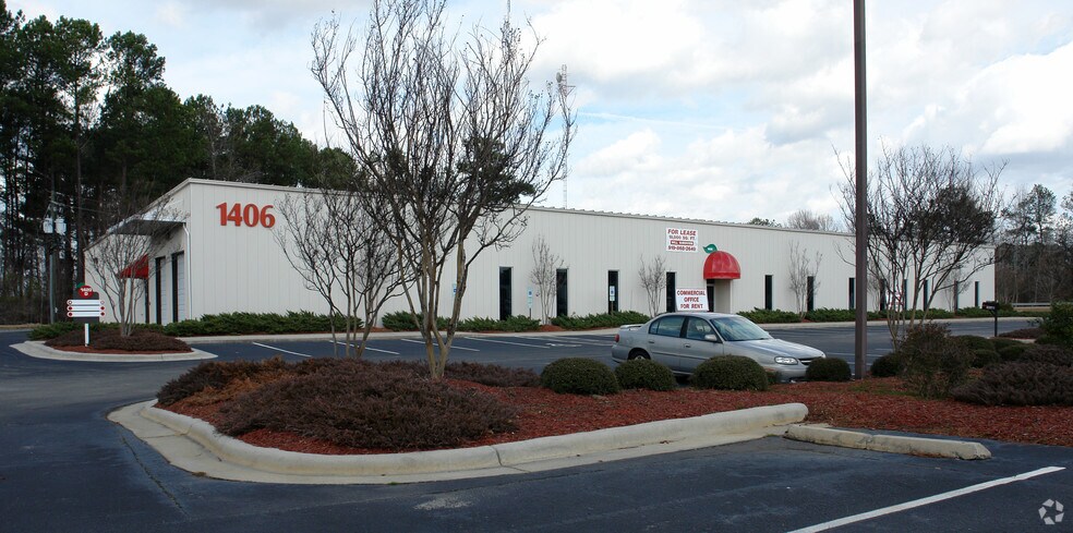 1406 S Pollock St, Selma, NC for sale - Building Photo - Image 1 of 1