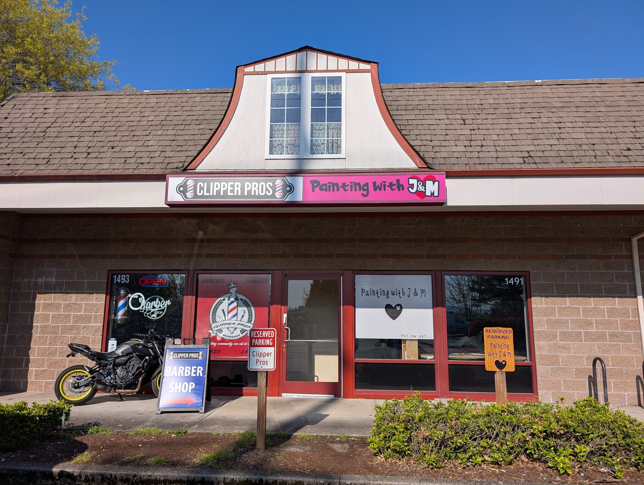 1461-1493 SE Hogan Rd, Gresham, OR for lease Building Photo- Image 1 of 34