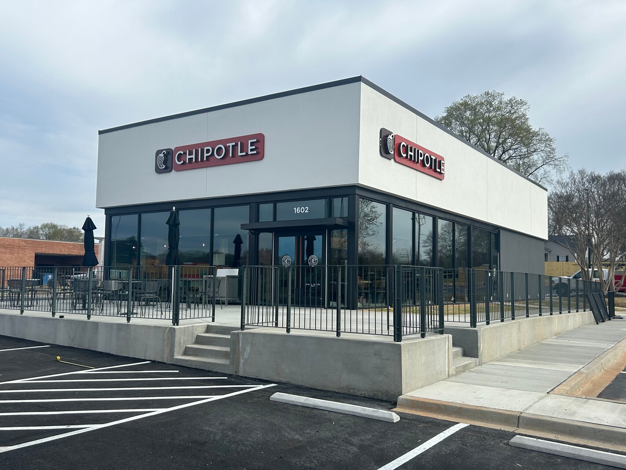 1602 W Floyd Baker Blvd, Gaffney, SC for sale Building Photo- Image 1 of 1