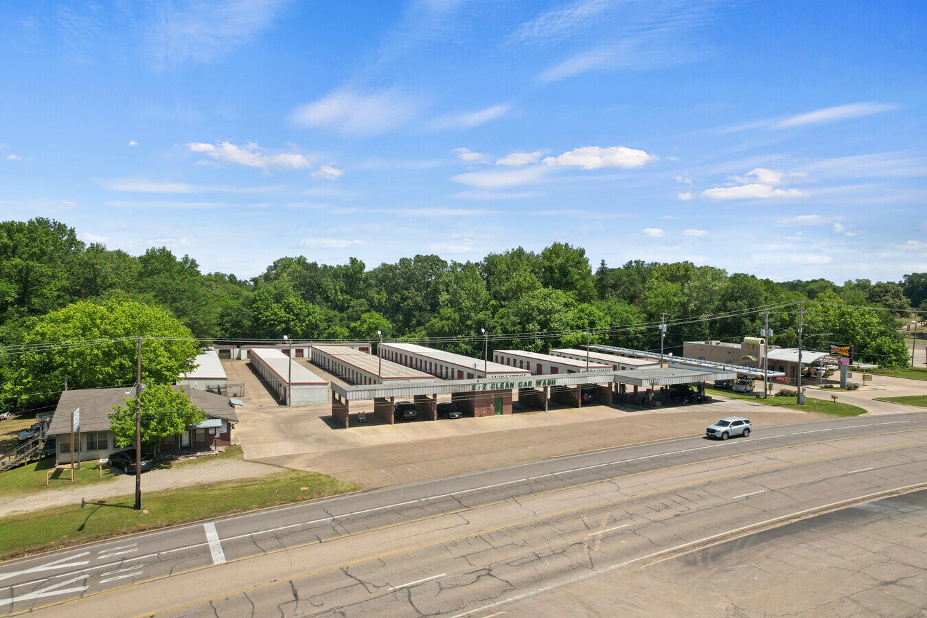 105 N Greer Blvd, Pittsburg, TX 75686