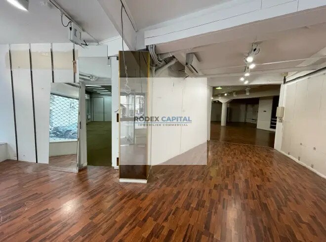 Retail in Paris for lease - Building Photo - Image 2 of 7