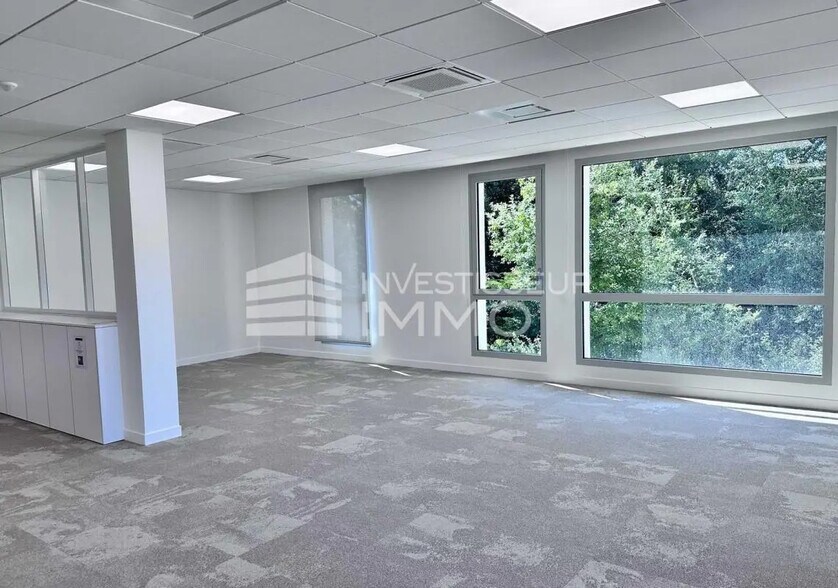 Office in Serris for sale - Interior Photo - Image 2 of 33